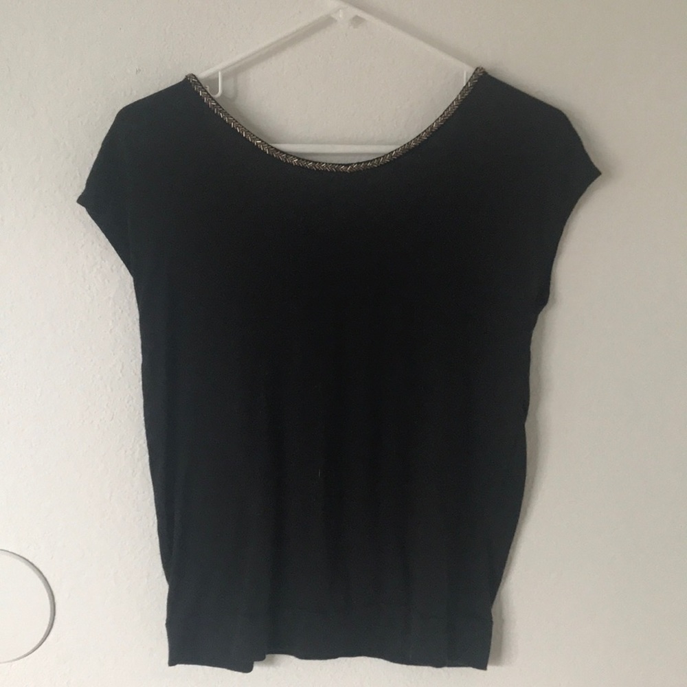 LOW BACK tee
